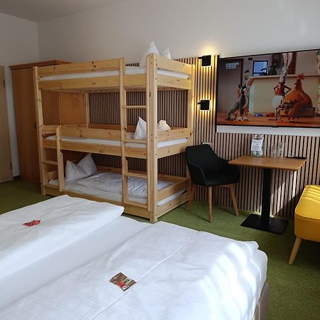 Familienhotel Nahe Der Therme Erding Eksteriør billede